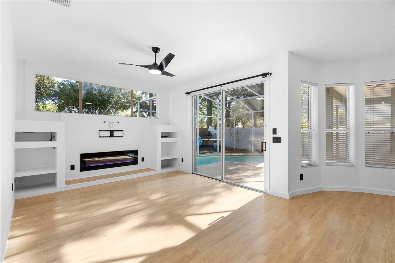 Image 14 of 48 For 5173 Jetsail Drive