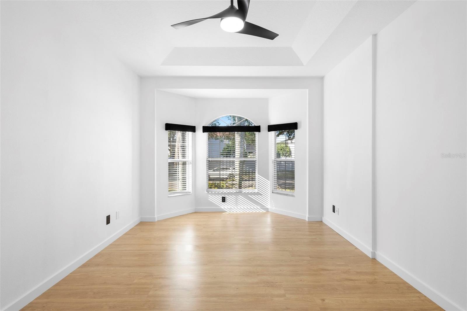 Image 28 of 48 For 5173 Jetsail Drive