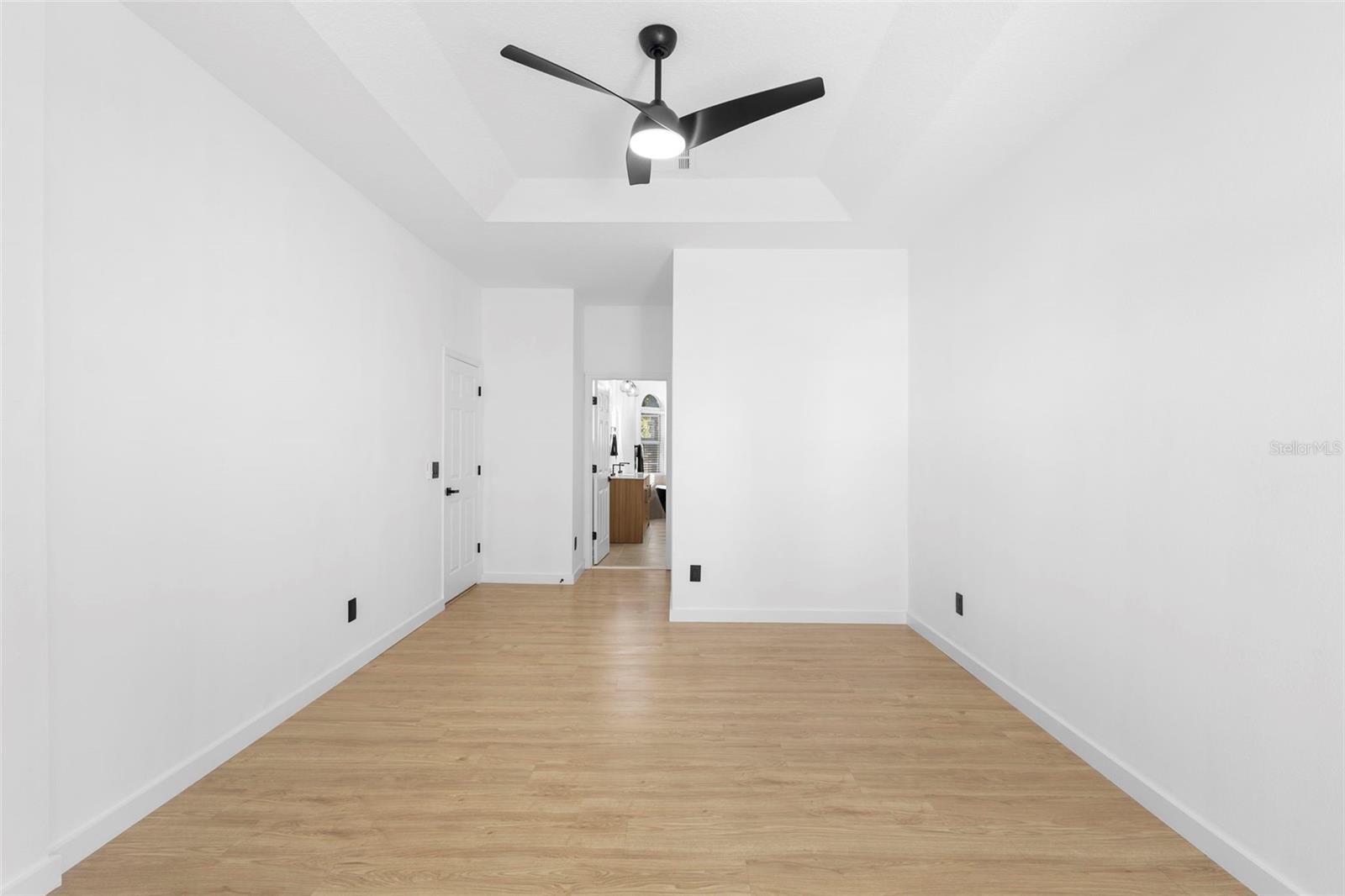 Image 29 of 48 For 5173 Jetsail Drive