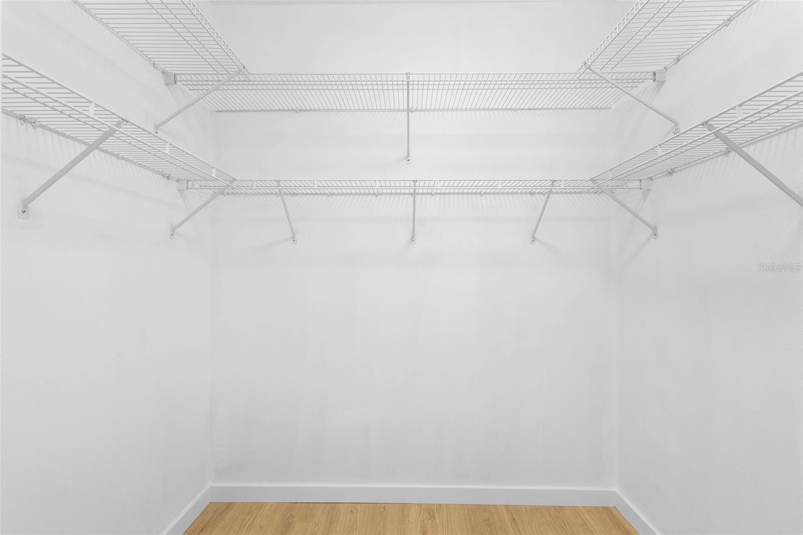 Image 31 of 48 For 5173 Jetsail Drive