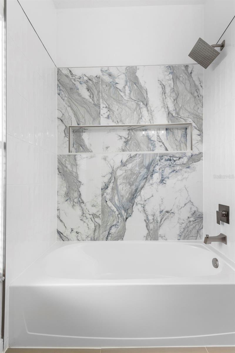 Image 35 of 48 For 5173 Jetsail Drive