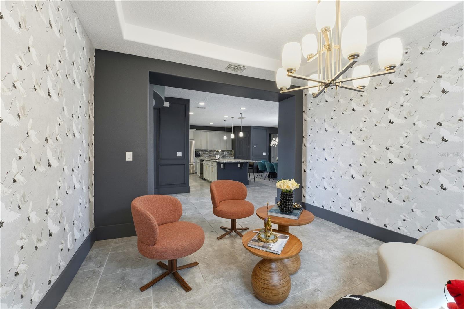 Image 11 of 70 For 626 Oxford Chase Drive