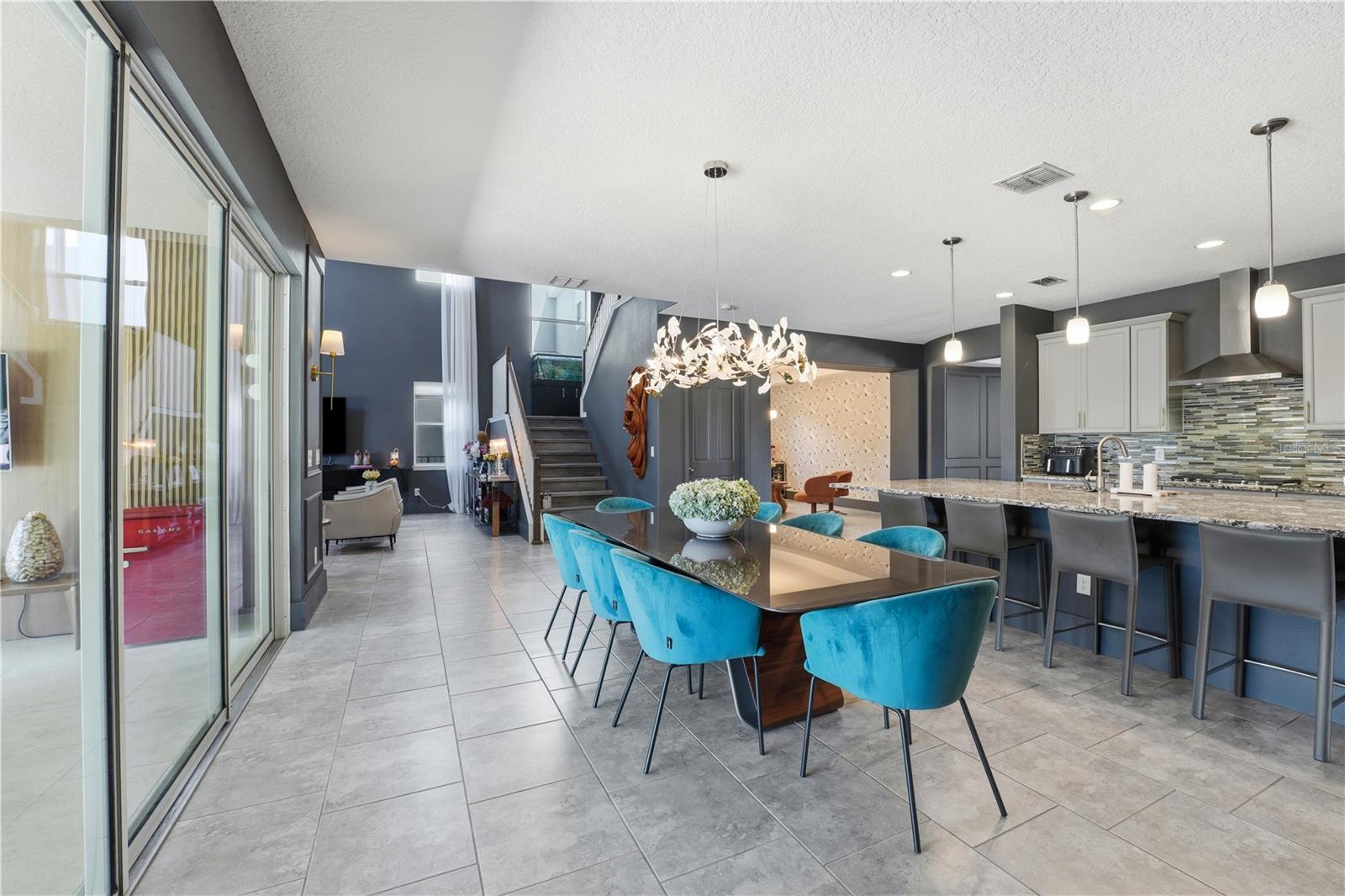 Image 18 of 70 For 626 Oxford Chase Drive