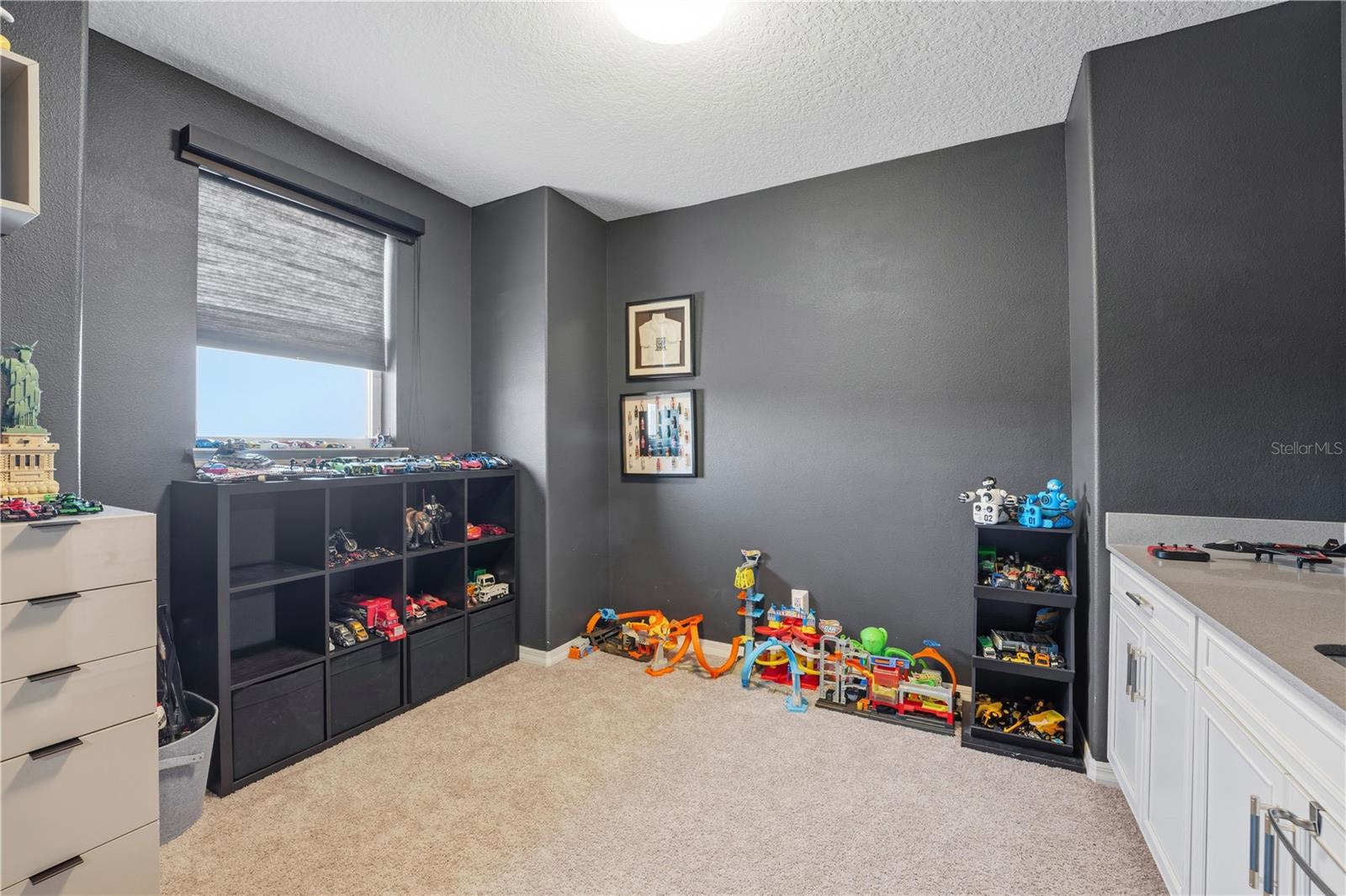 Image 28 of 70 For 626 Oxford Chase Drive