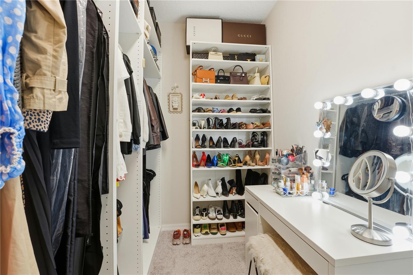 Image 43 of 70 For 626 Oxford Chase Drive