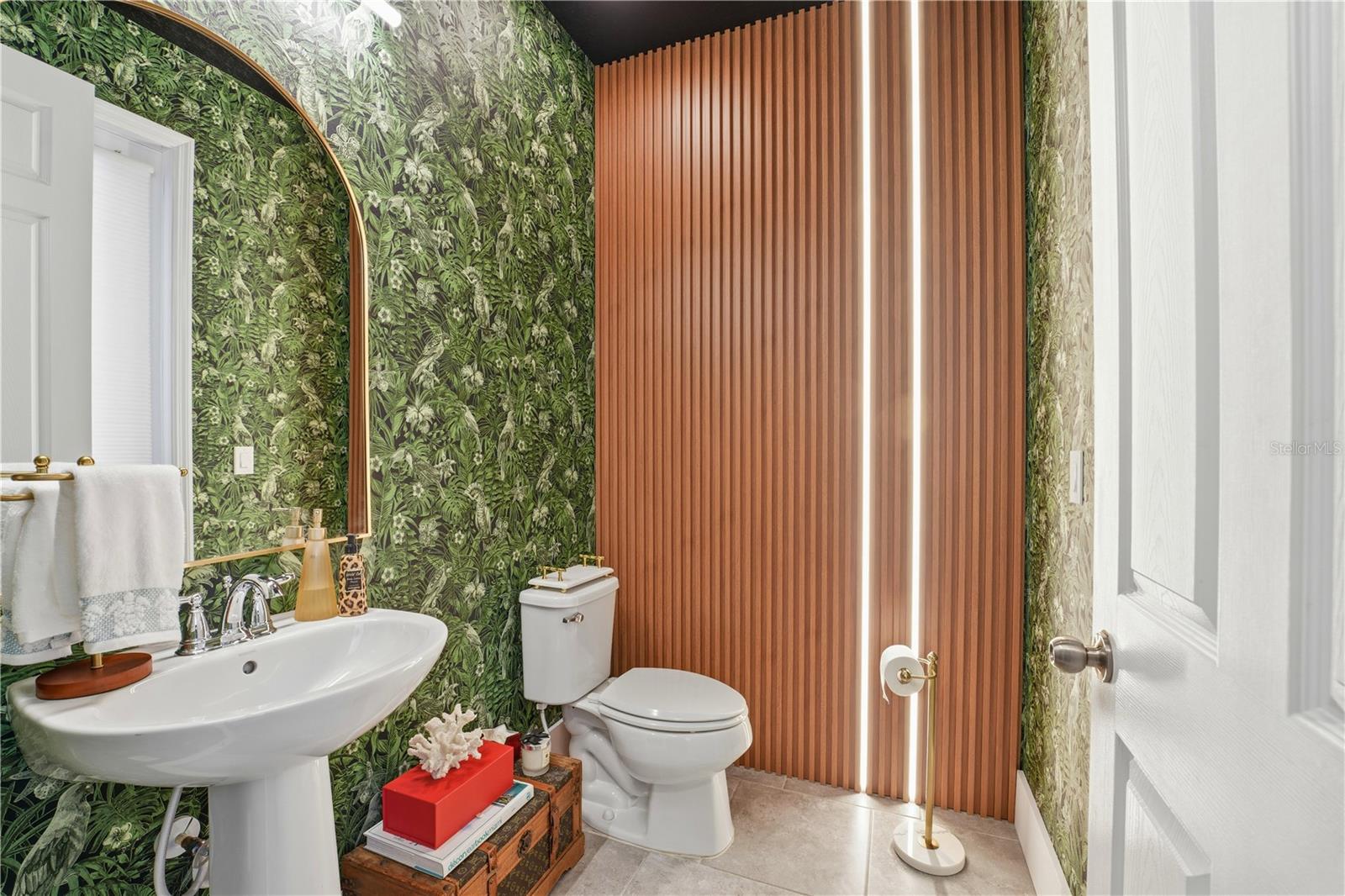 Image 53 of 70 For 626 Oxford Chase Drive