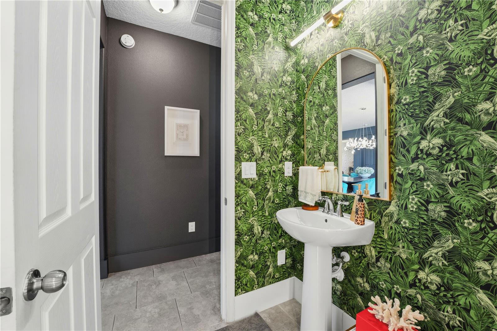 Image 54 of 70 For 626 Oxford Chase Drive