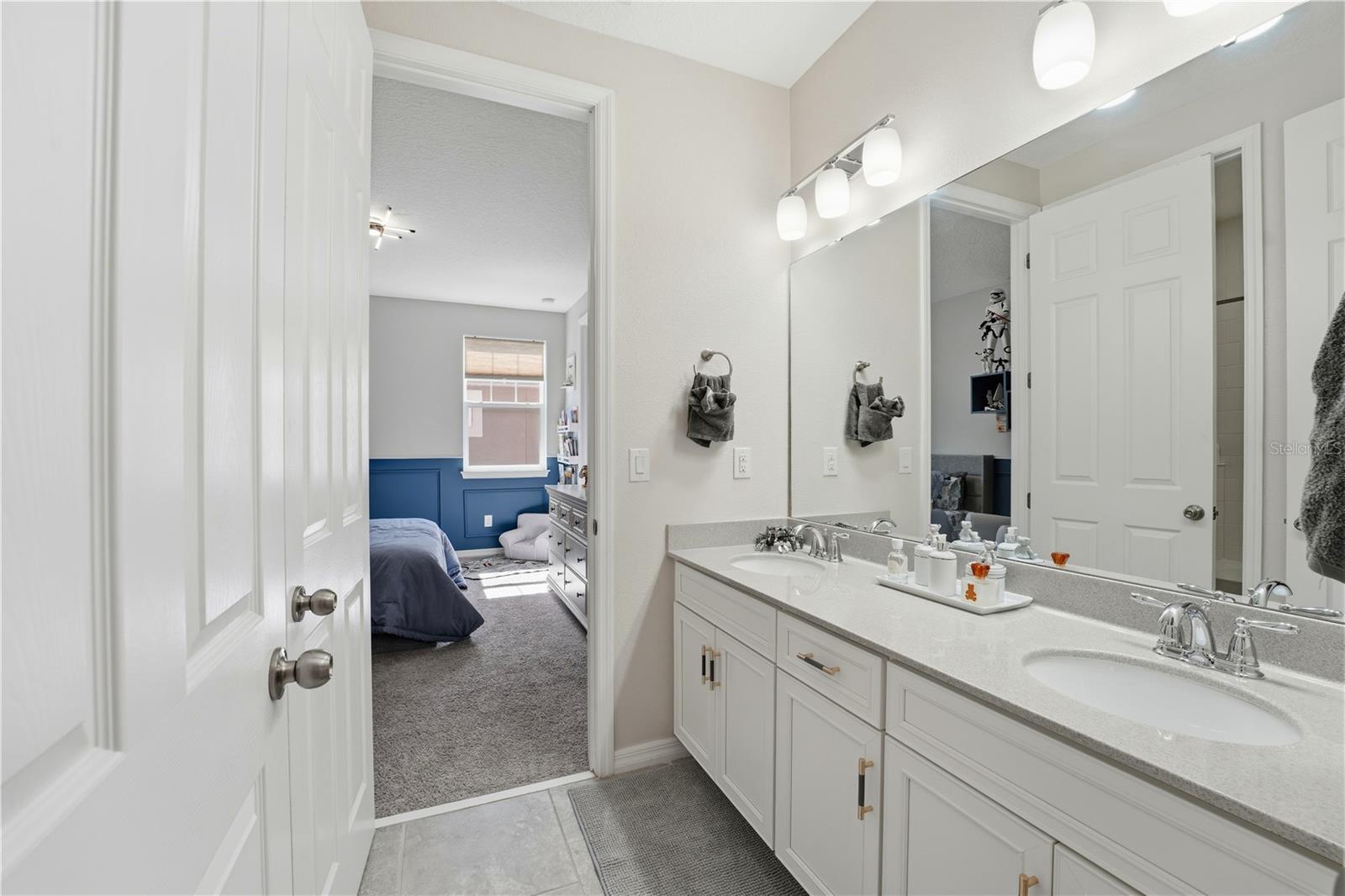 Image 55 of 70 For 626 Oxford Chase Drive