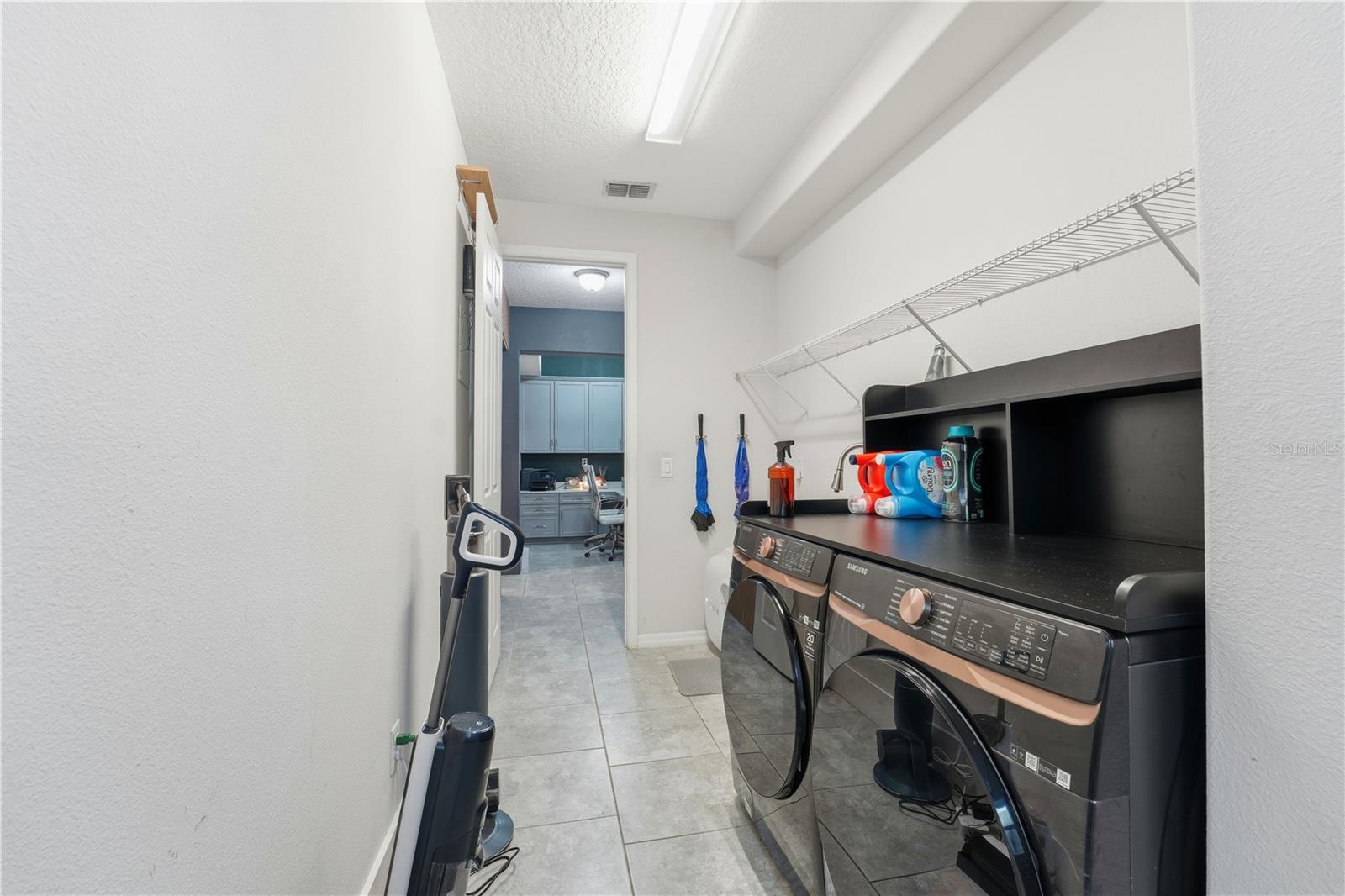 Image 61 of 70 For 626 Oxford Chase Drive