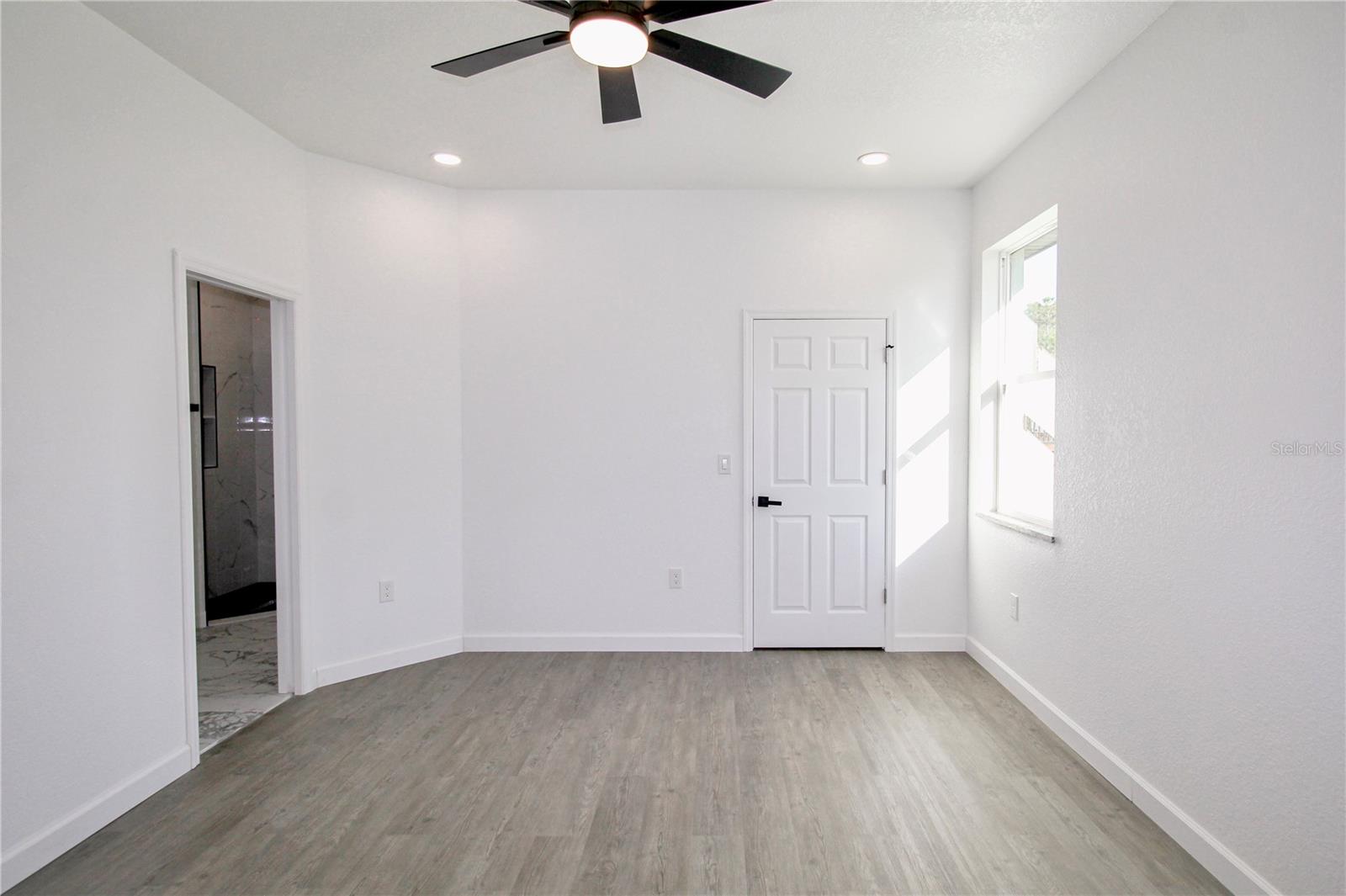 Image 16 of 35 For 1807 Azalea Terrace