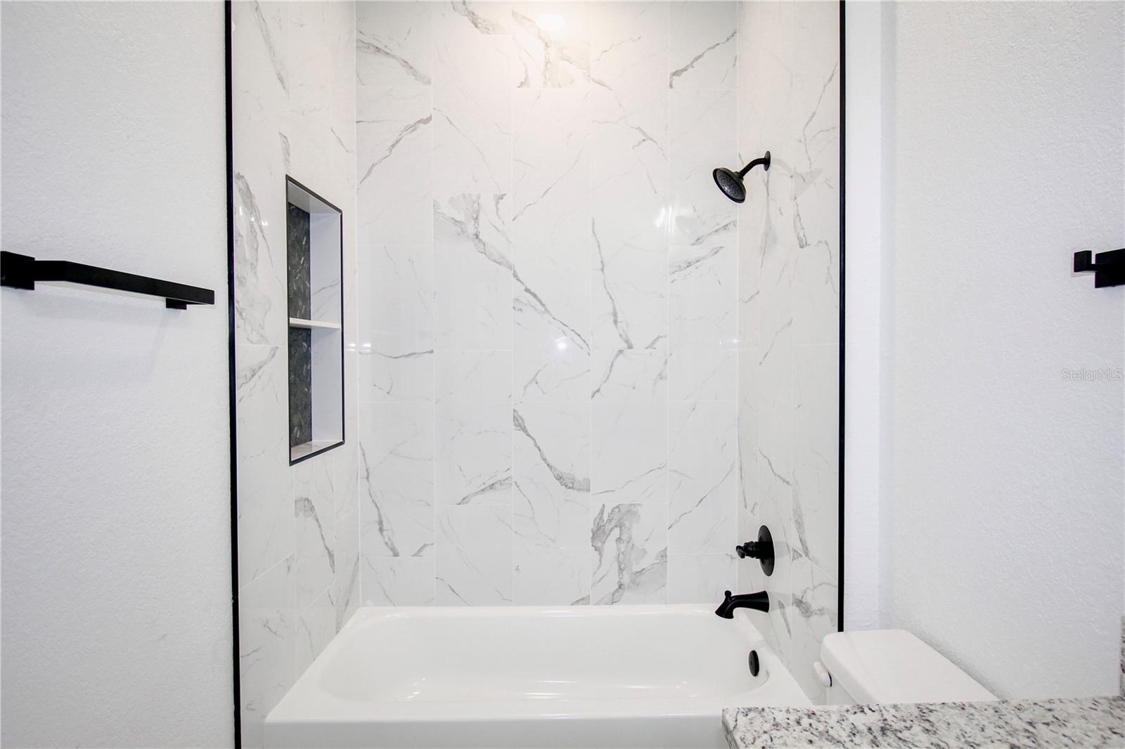 Image 25 of 35 For 1807 Azalea Terrace