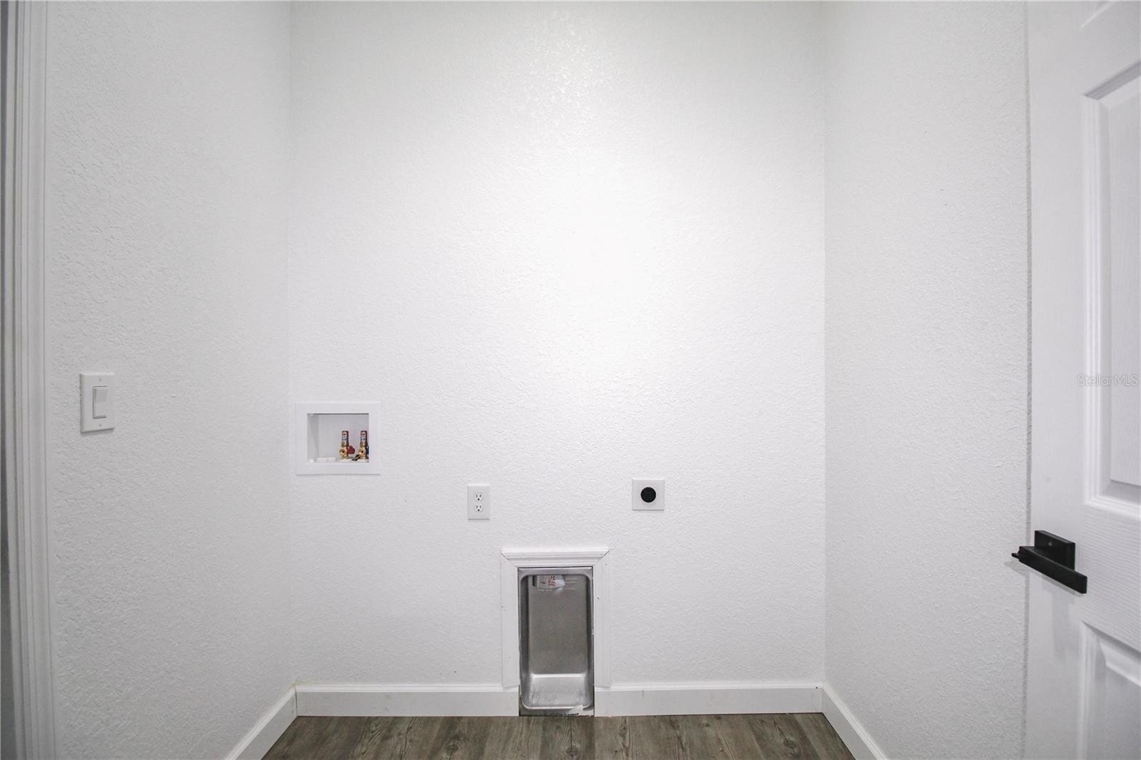 Image 32 of 35 For 1807 Azalea Terrace