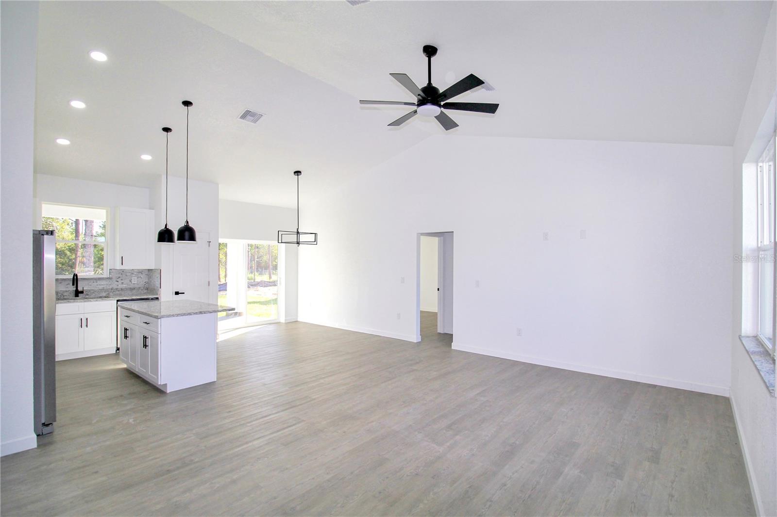 Image 7 of 35 For 1807 Azalea Terrace