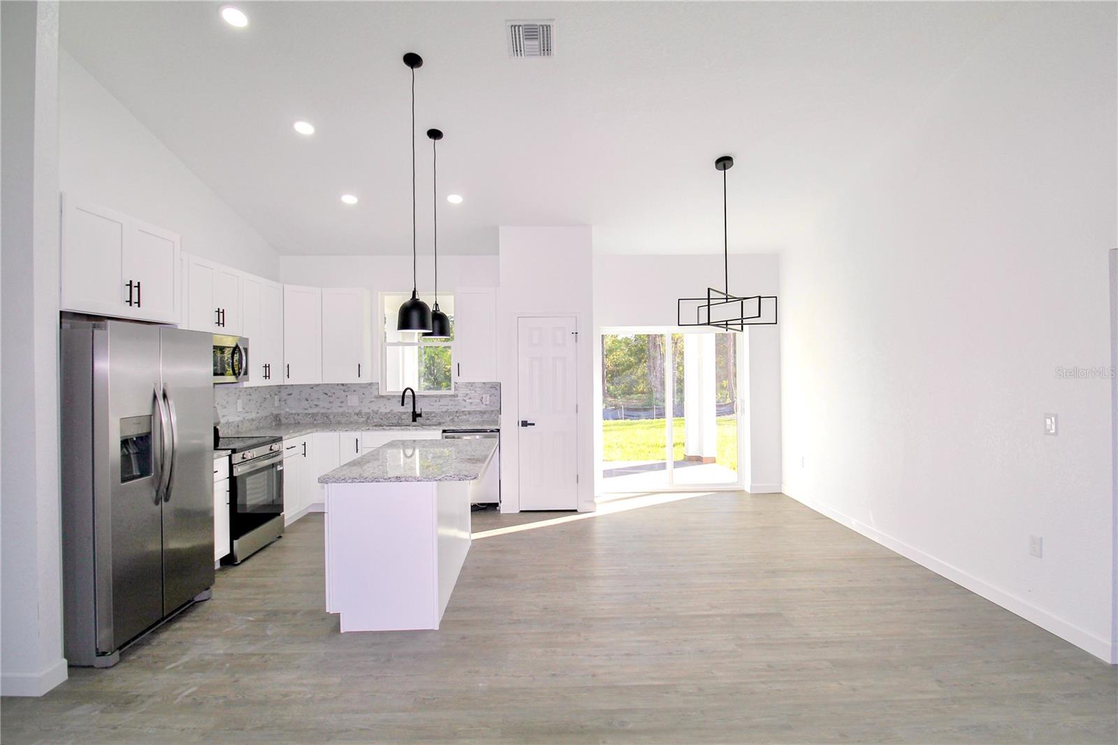 Image 8 of 35 For 1807 Azalea Terrace