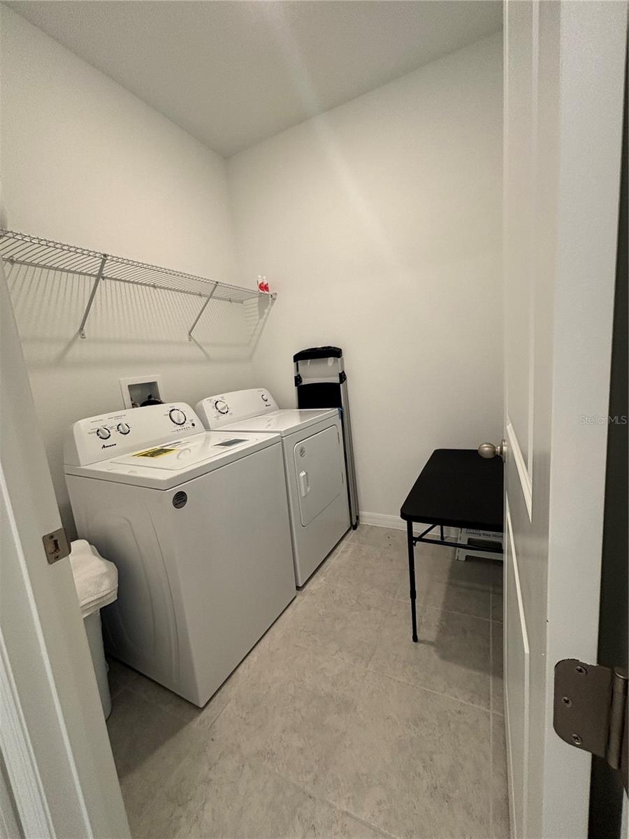 Image 15 of 41 For 1625 Hill Park Drive