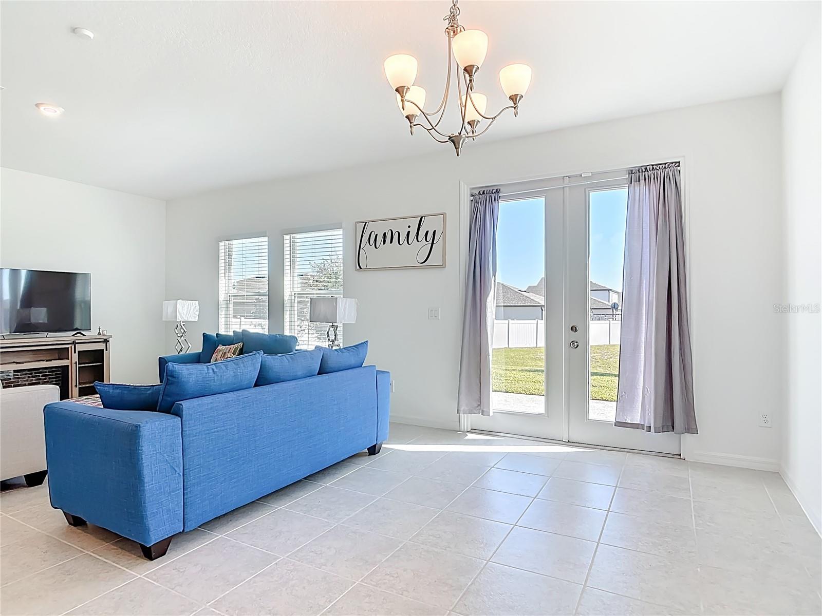 Image 17 of 41 For 1625 Hill Park Drive