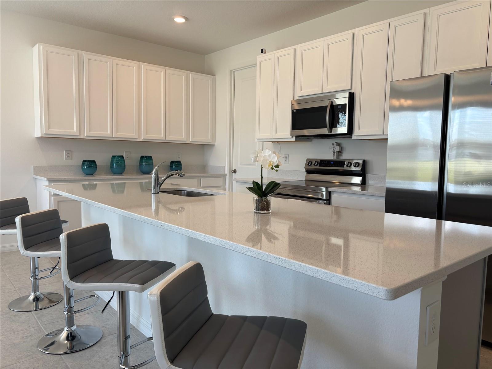 Image 8 of 41 For 1625 Hill Park Drive