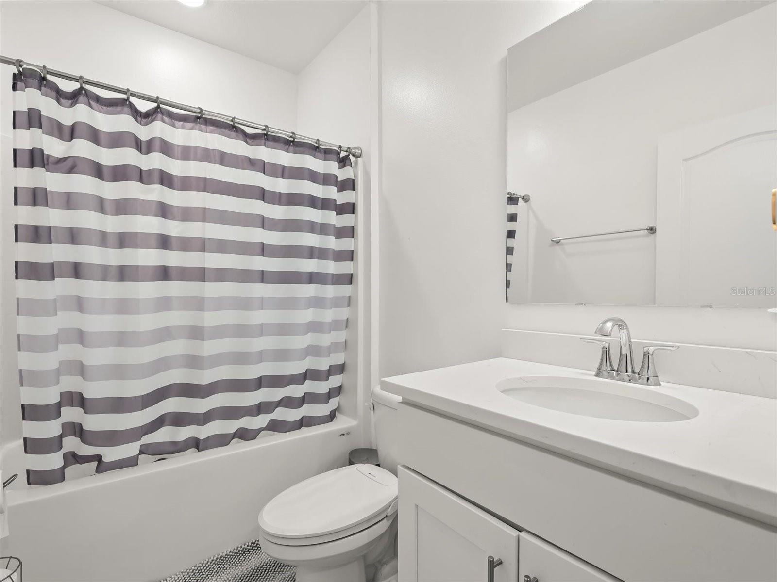 Image 22 of 40 For 15239 Silver Eagle Road