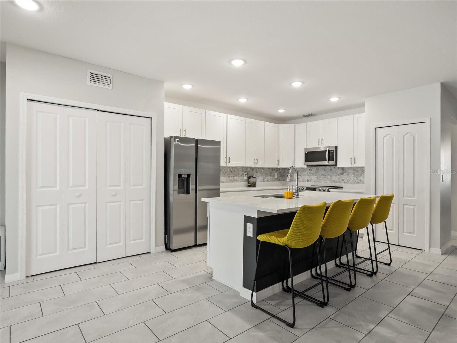 Image 7 of 40 For 15239 Silver Eagle Road