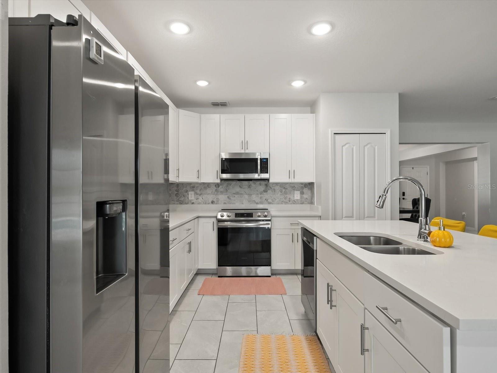 Image 8 of 40 For 15239 Silver Eagle Road