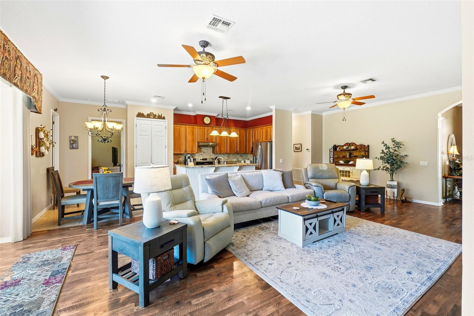 Image 6 of 49 For 1125 Hidden Bluff