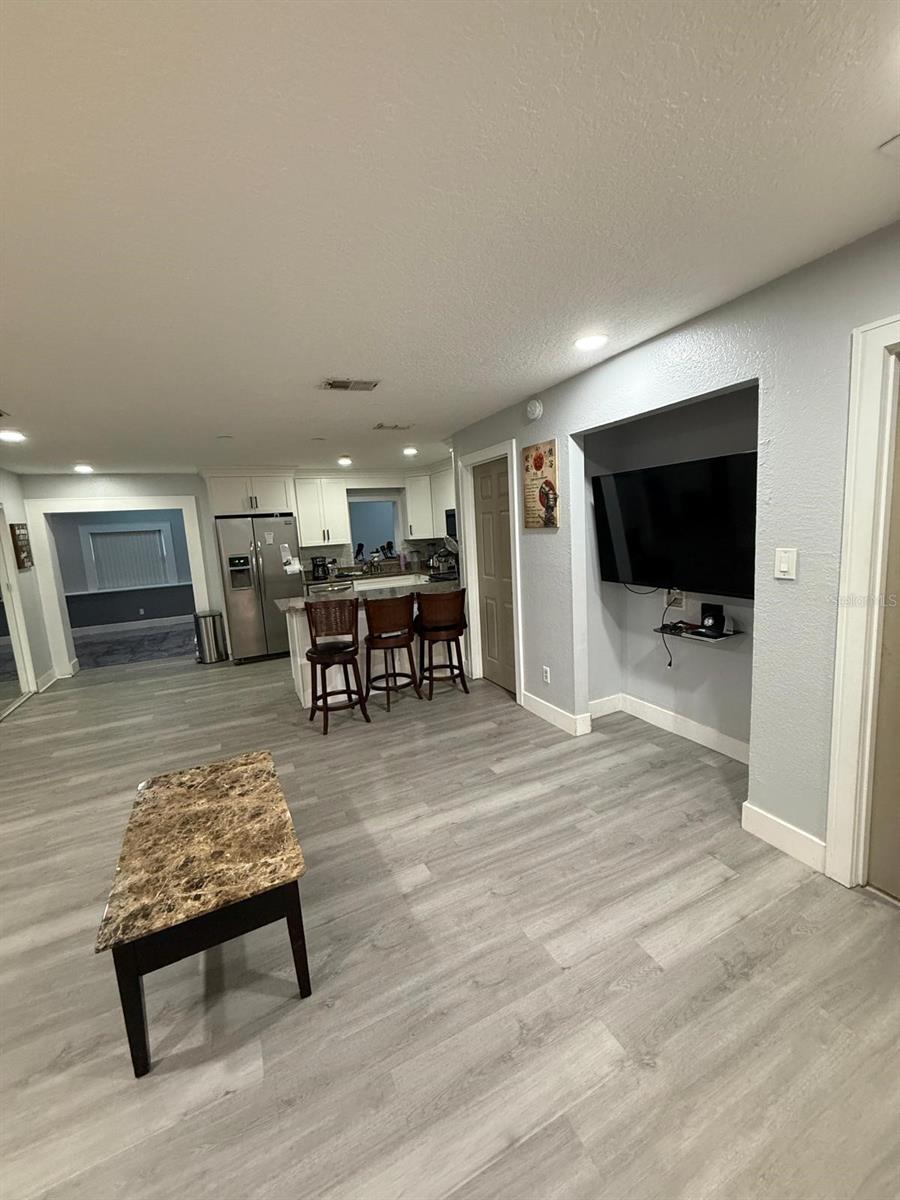 Image 4 of 20 For 2201 Hickory Wood Court