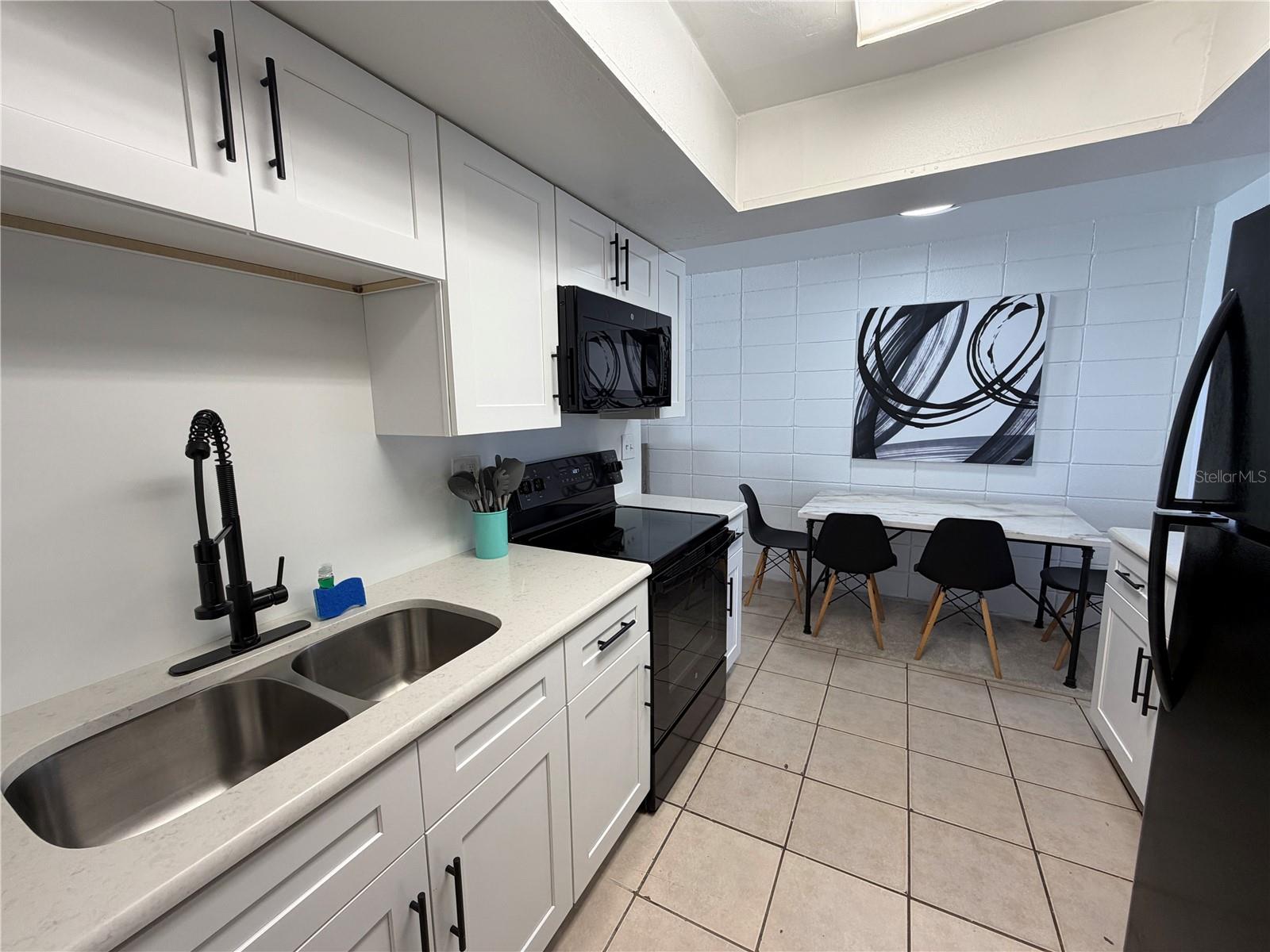 Image 7 of 10 For 15219 Westminister Avenue A