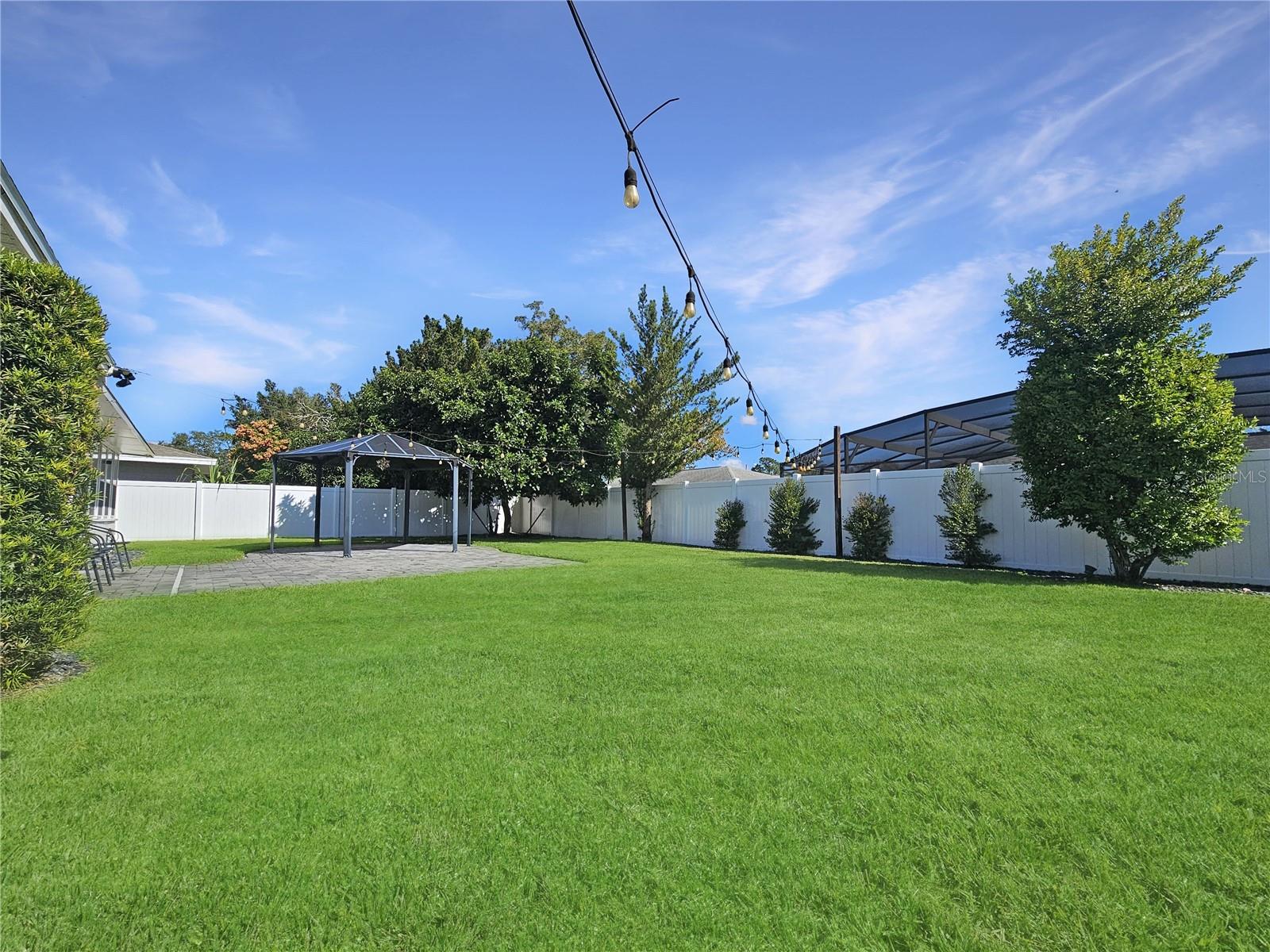 Image 3 of 4 For 609 Ashberry Lane