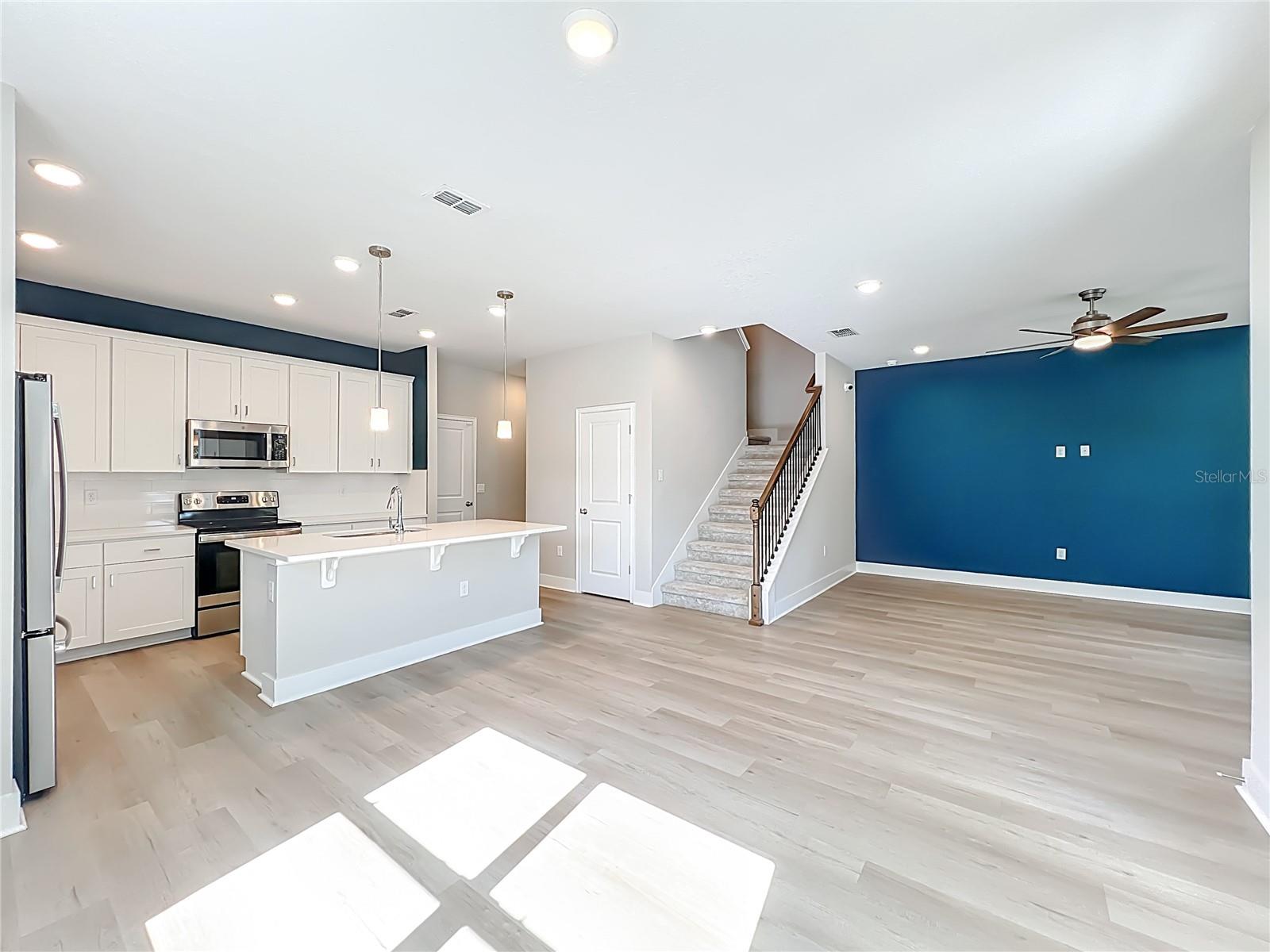 Image 24 of 72 For 6937 Five Oaks Drive