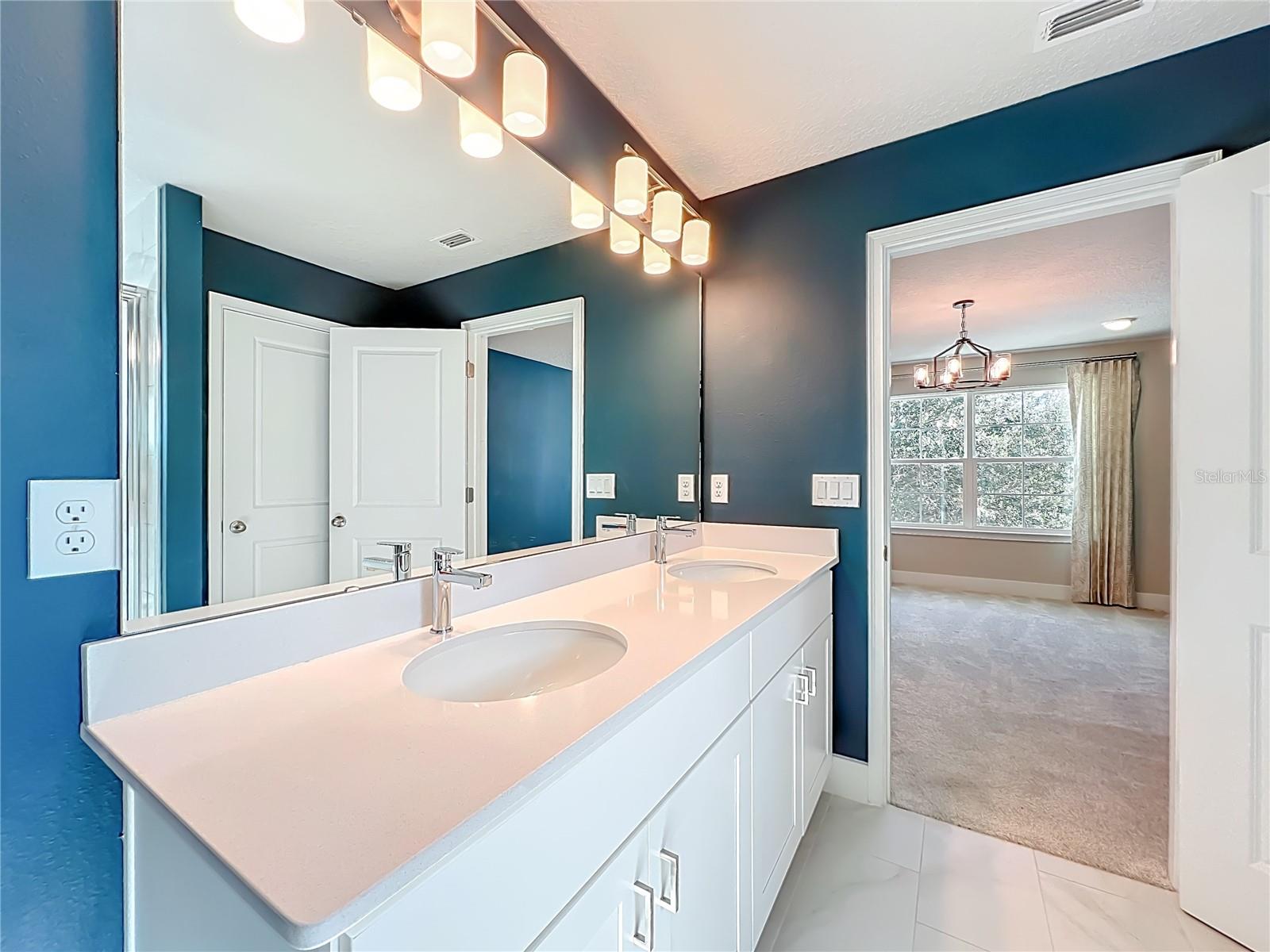 Image 42 of 72 For 6937 Five Oaks Drive