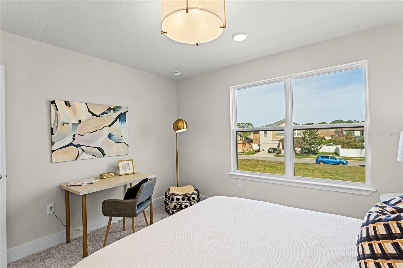 Image 45 of 72 For 6937 Five Oaks Drive