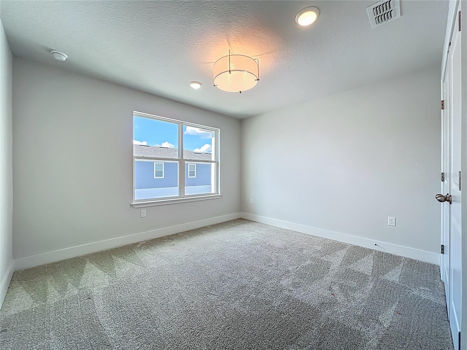 Image 46 of 72 For 6937 Five Oaks Drive