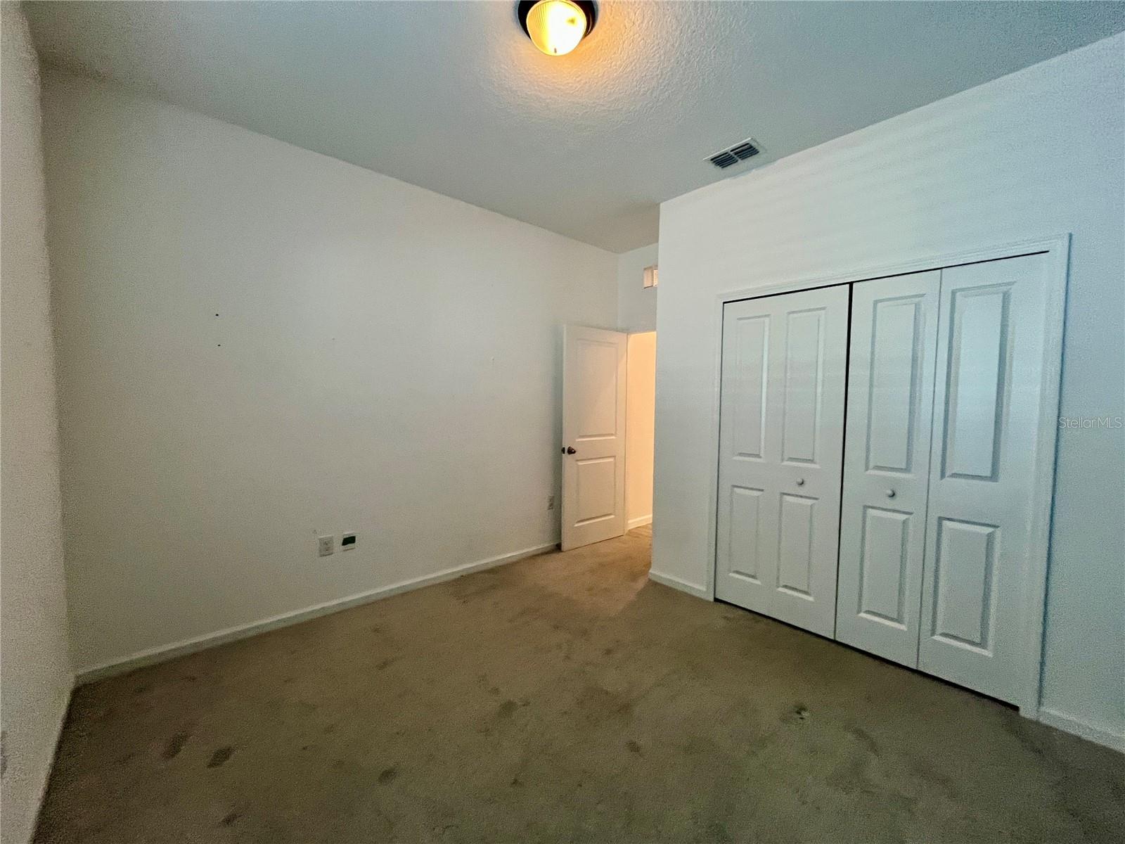 Image 11 of 35 For 421 Disa Dr.