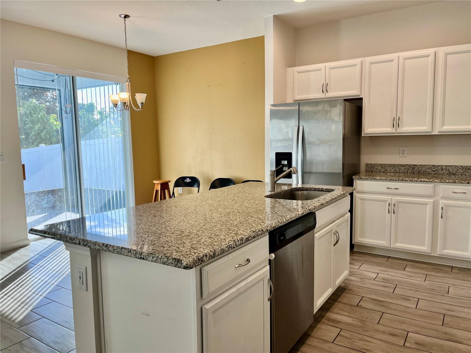 Image 12 of 35 For 421 Disa Dr.