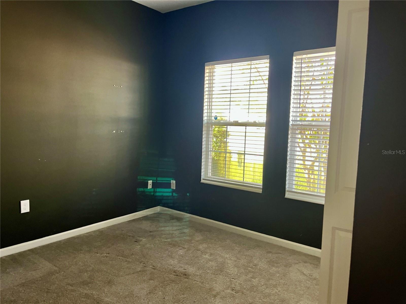 Image 16 of 35 For 421 Disa Dr.