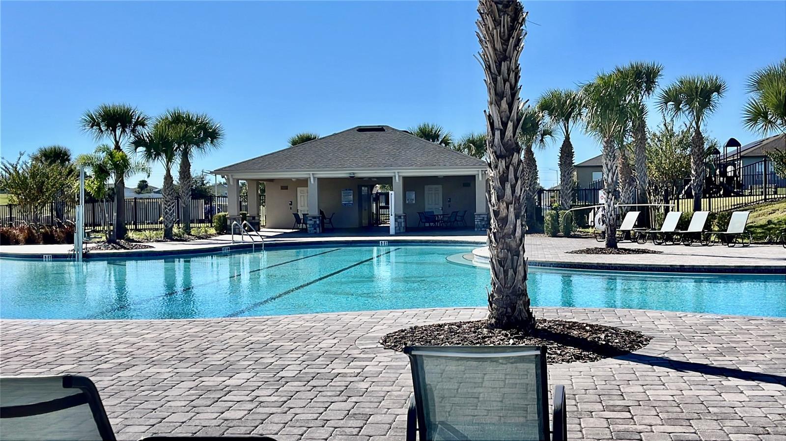 Image 28 of 35 For 421 Disa Dr.