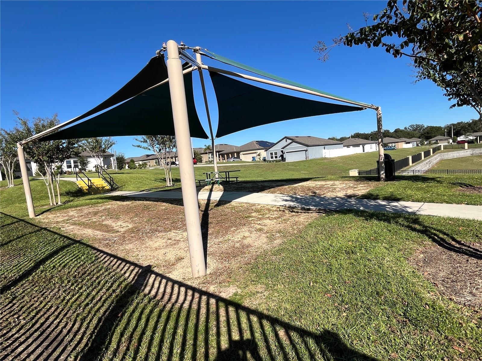 Image 37 of 40 For 421 Disa Dr.