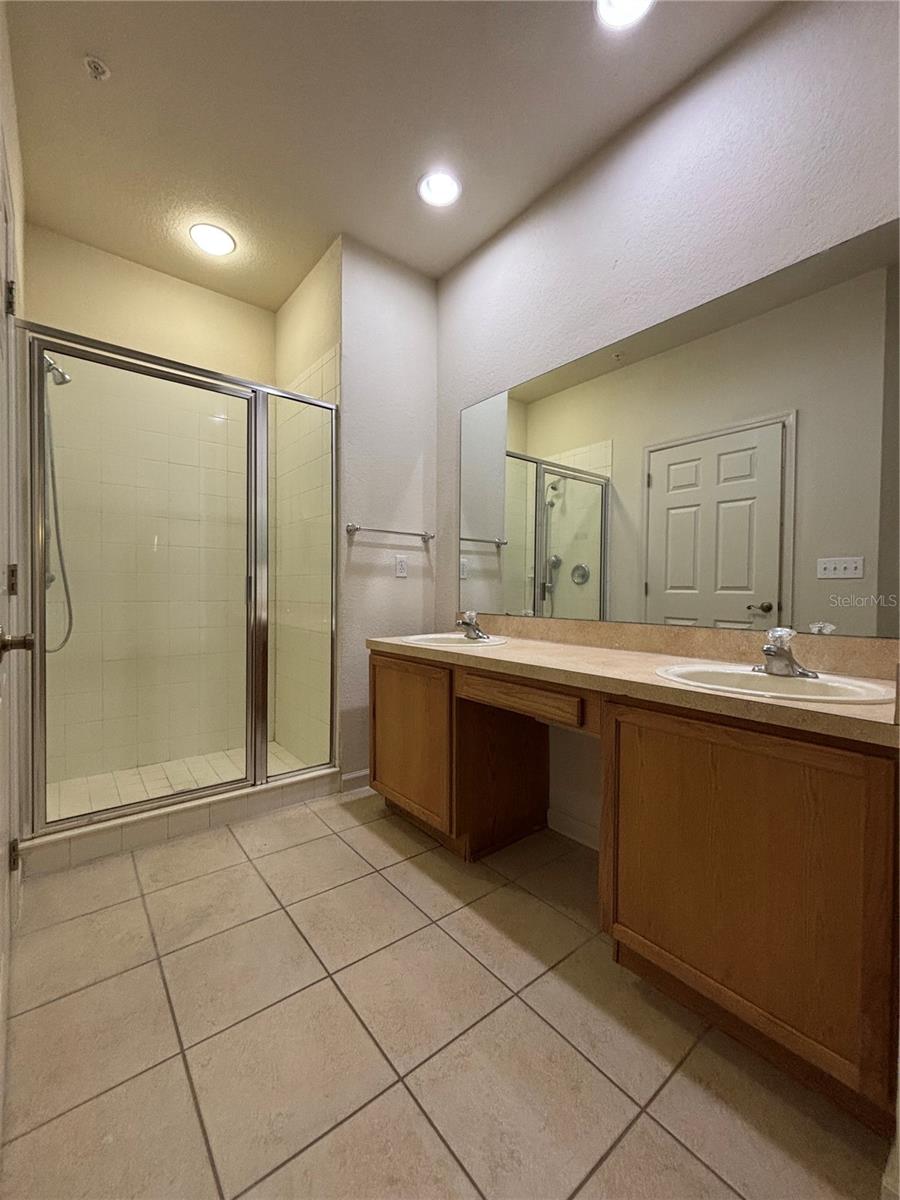 Image 15 of 24 For 3001 Laurel Run Lane 101