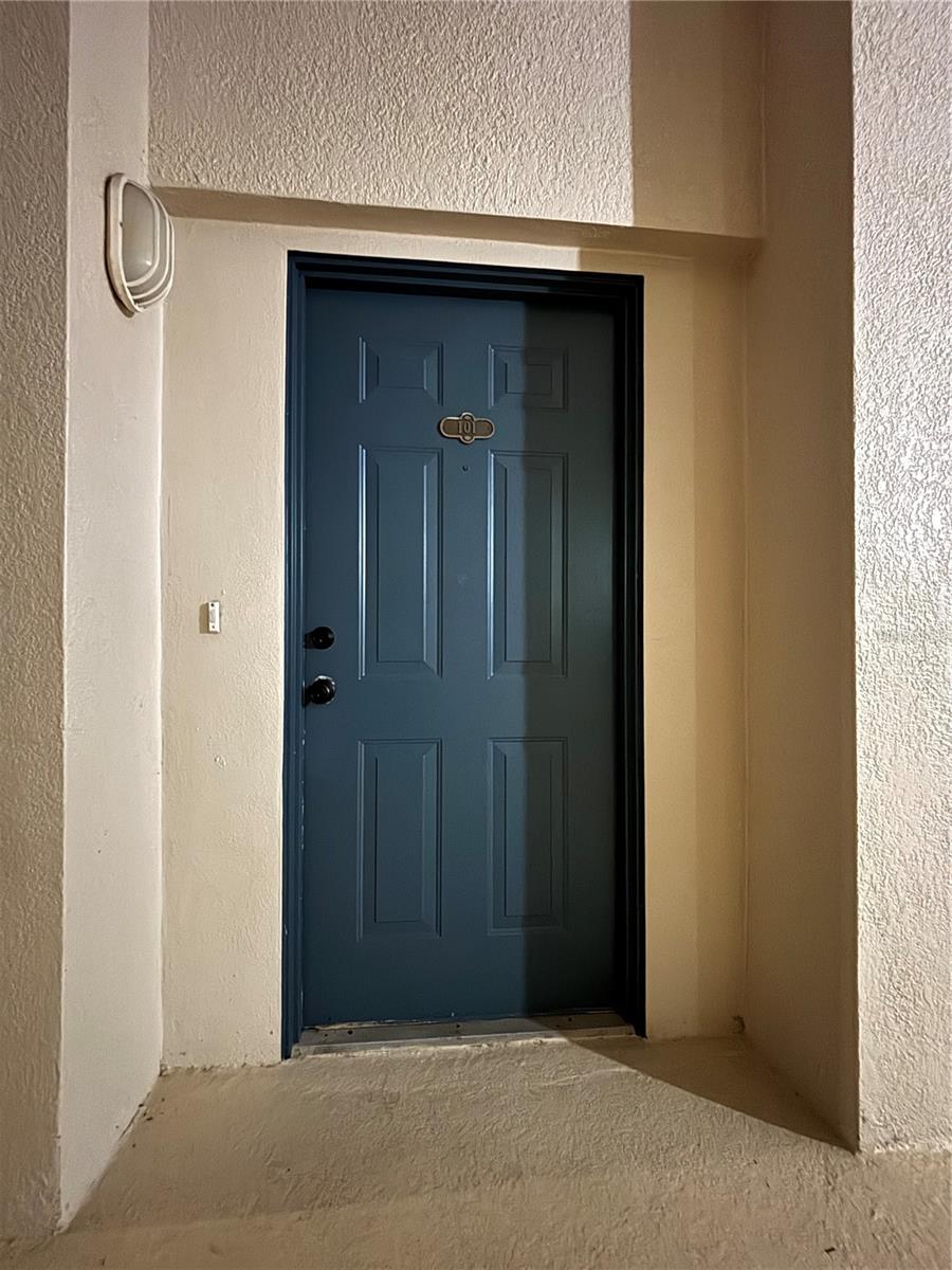 Image 2 of 24 For 3001 Laurel Run Lane 101