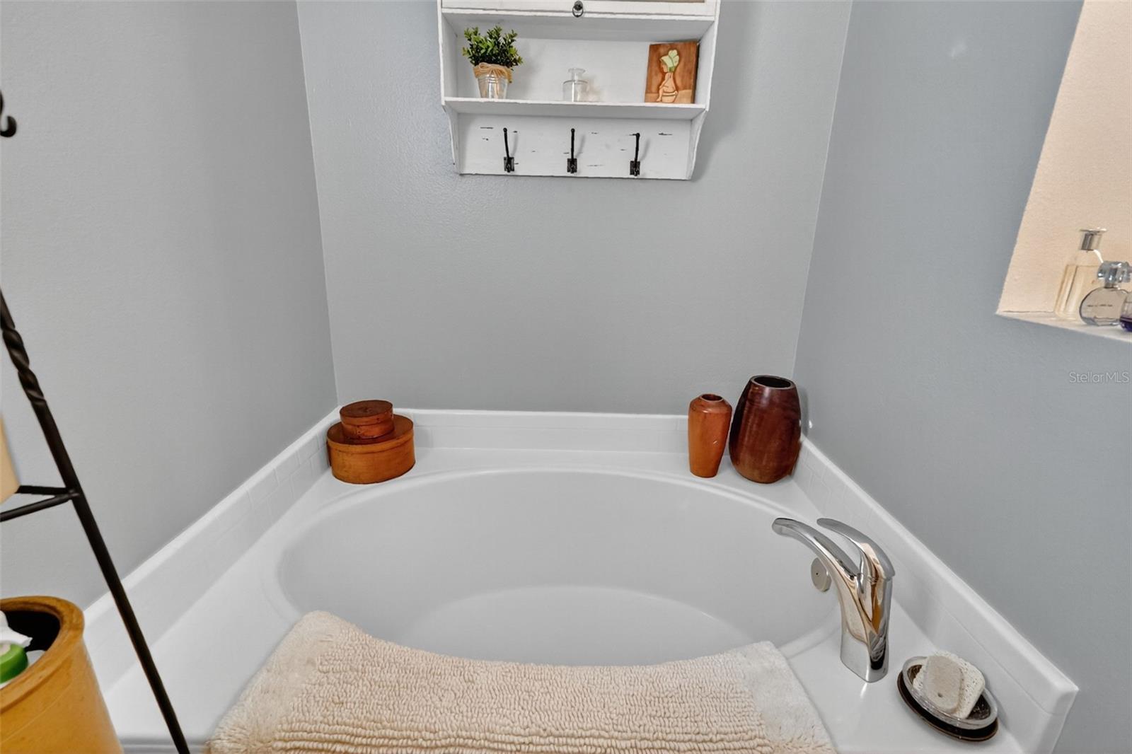 Image 36 of 45 For 1060 Osprey Cove Circle