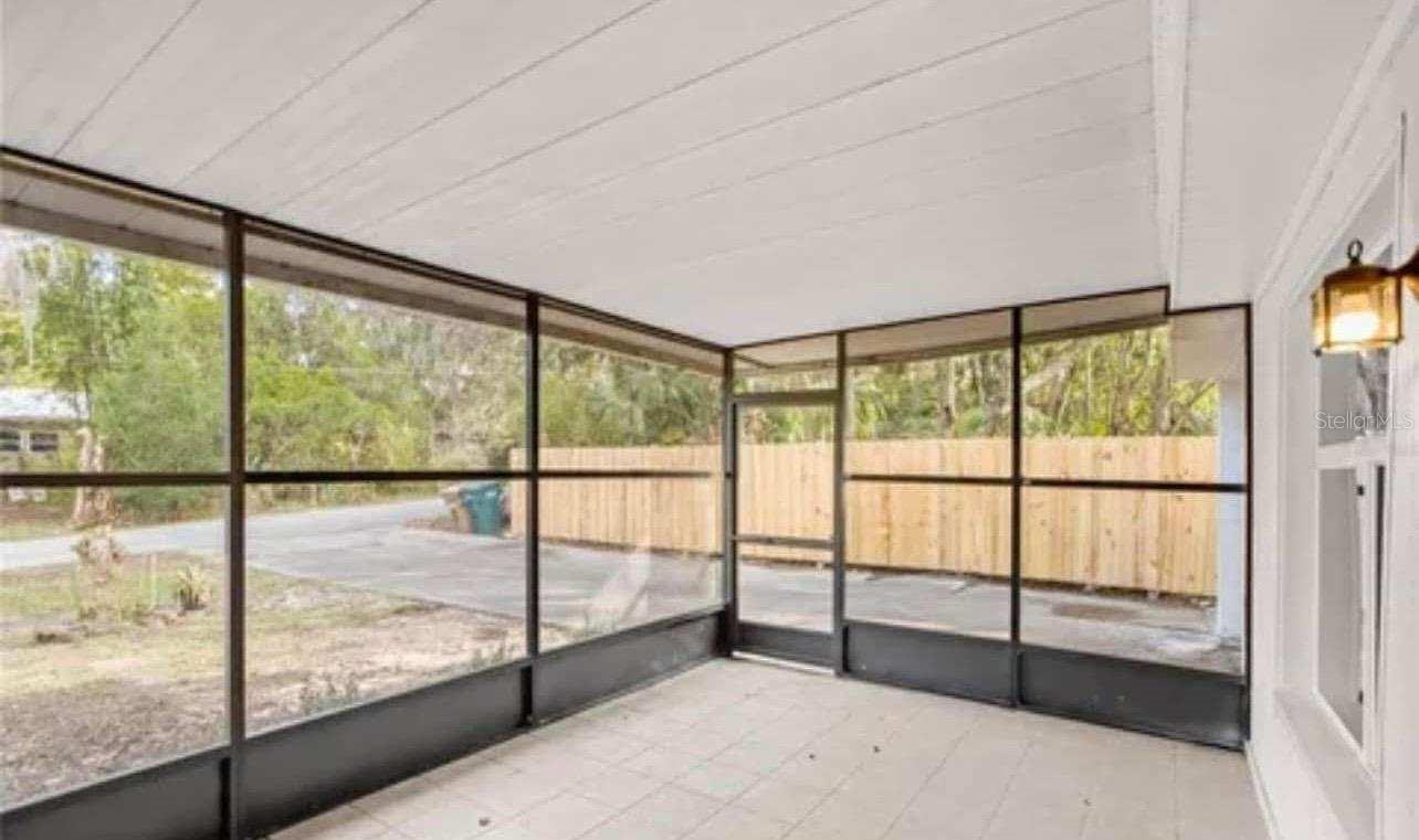 Image 3 of 17 For 206 18th Place