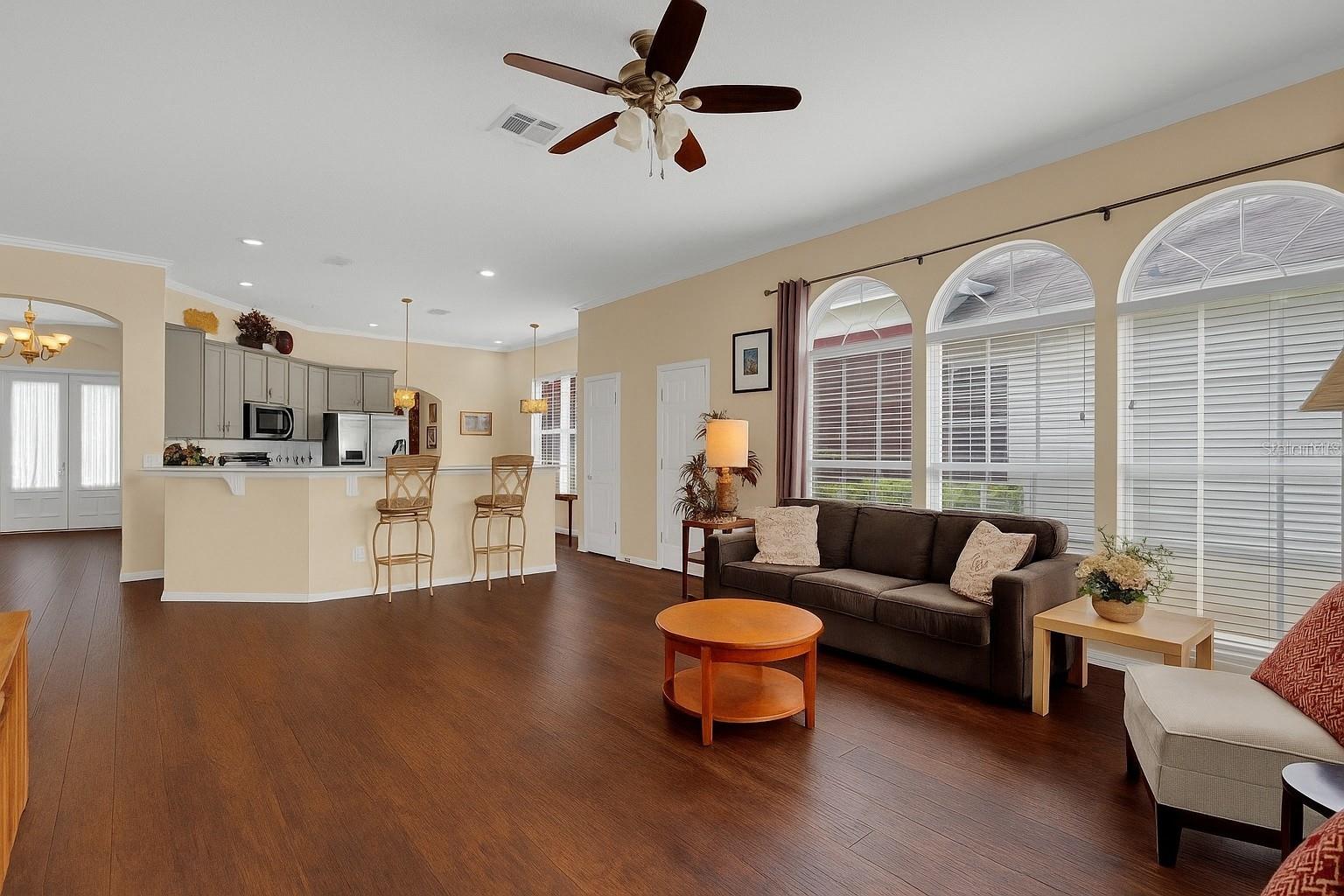 Image 10 of 28 For 604 Nadina Place