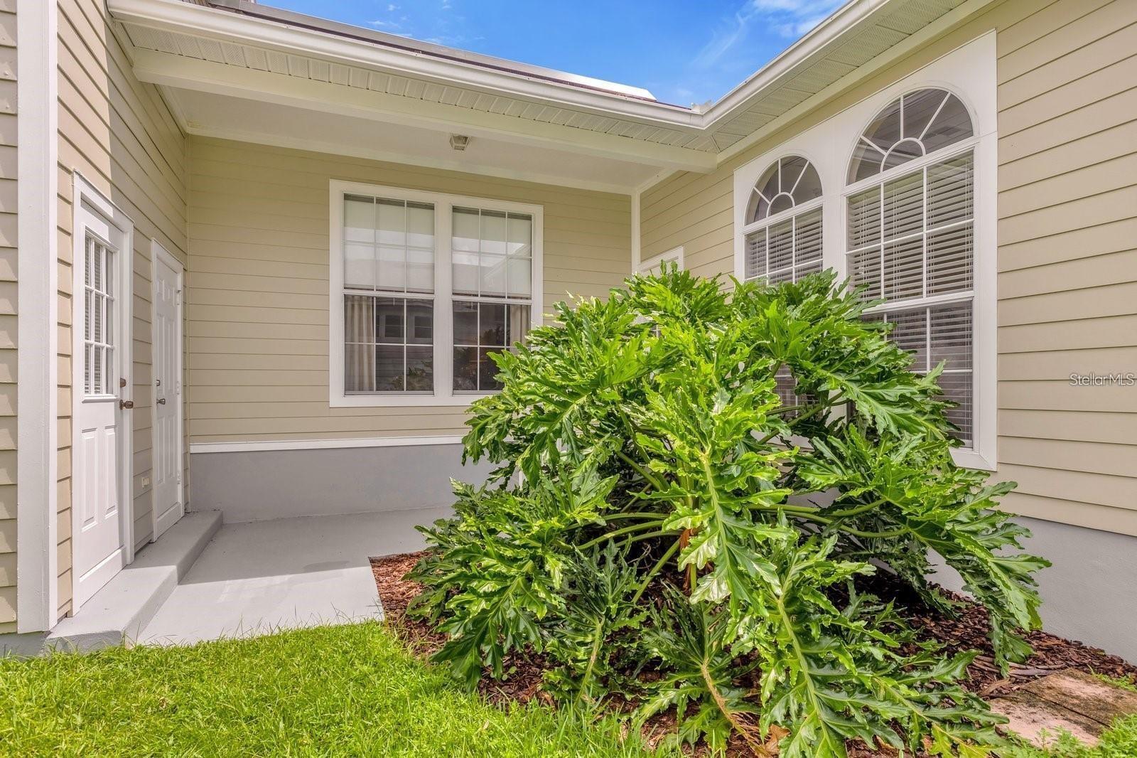 Image 20 of 28 For 604 Nadina Place