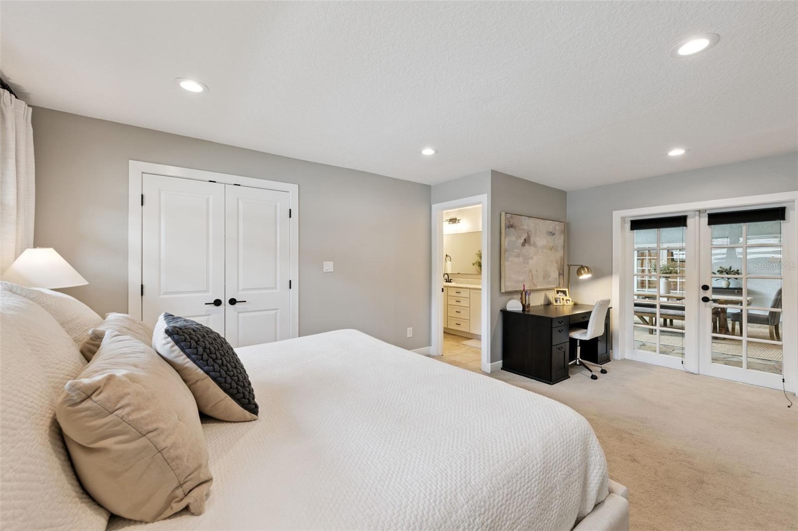 Image 18 of 36 For 4019 Quenita Drive