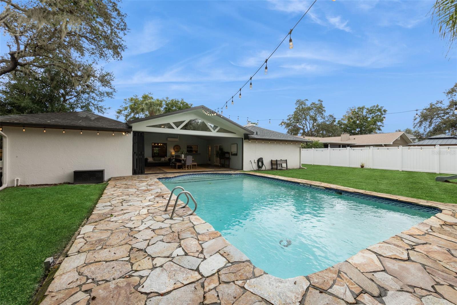 Image 30 of 36 For 4019 Quenita Drive