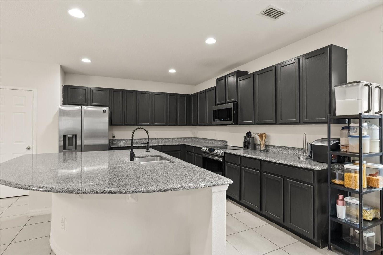 Image 5 of 47 For 1358 Yorkshire Court