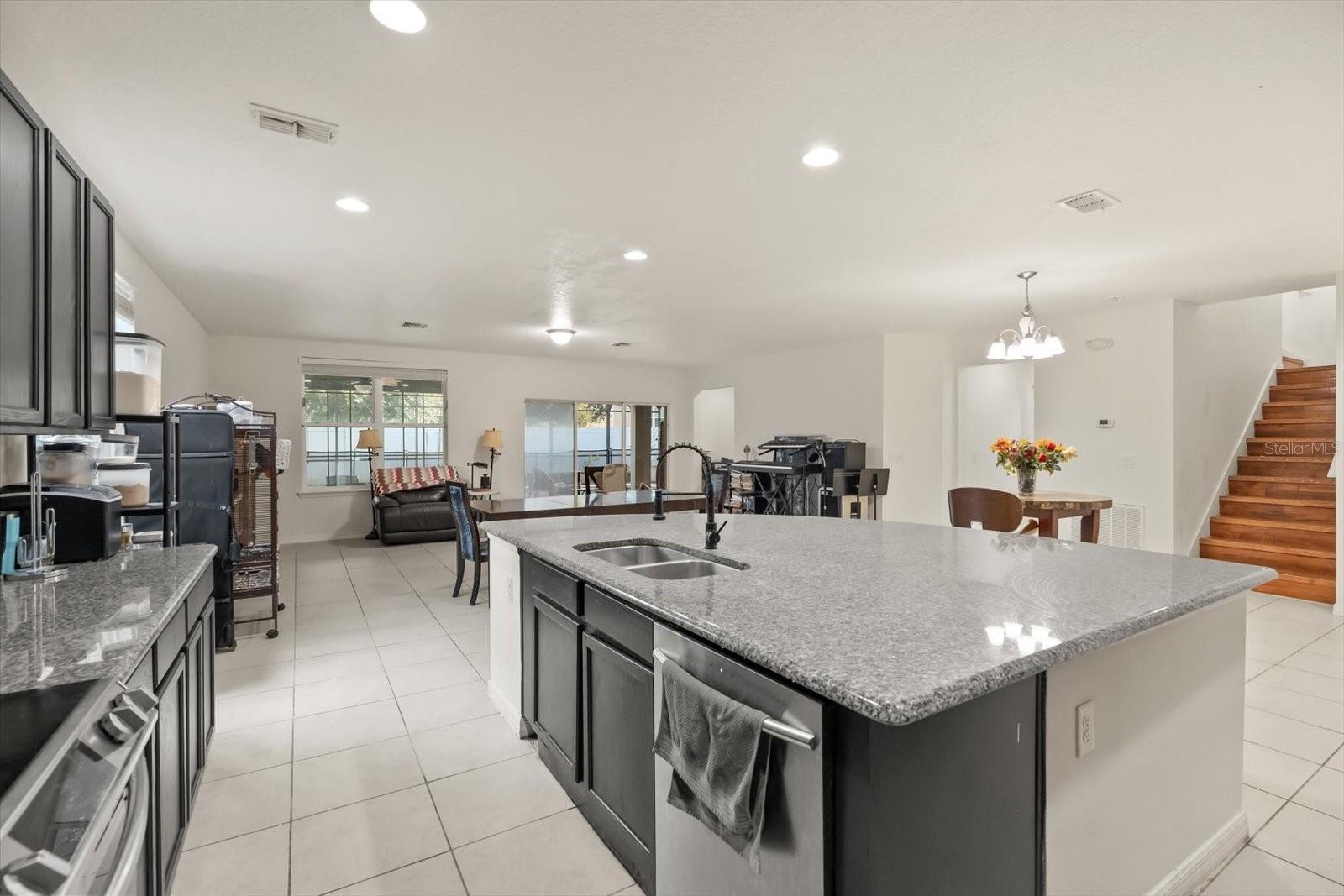 Image 6 of 47 For 1358 Yorkshire Court