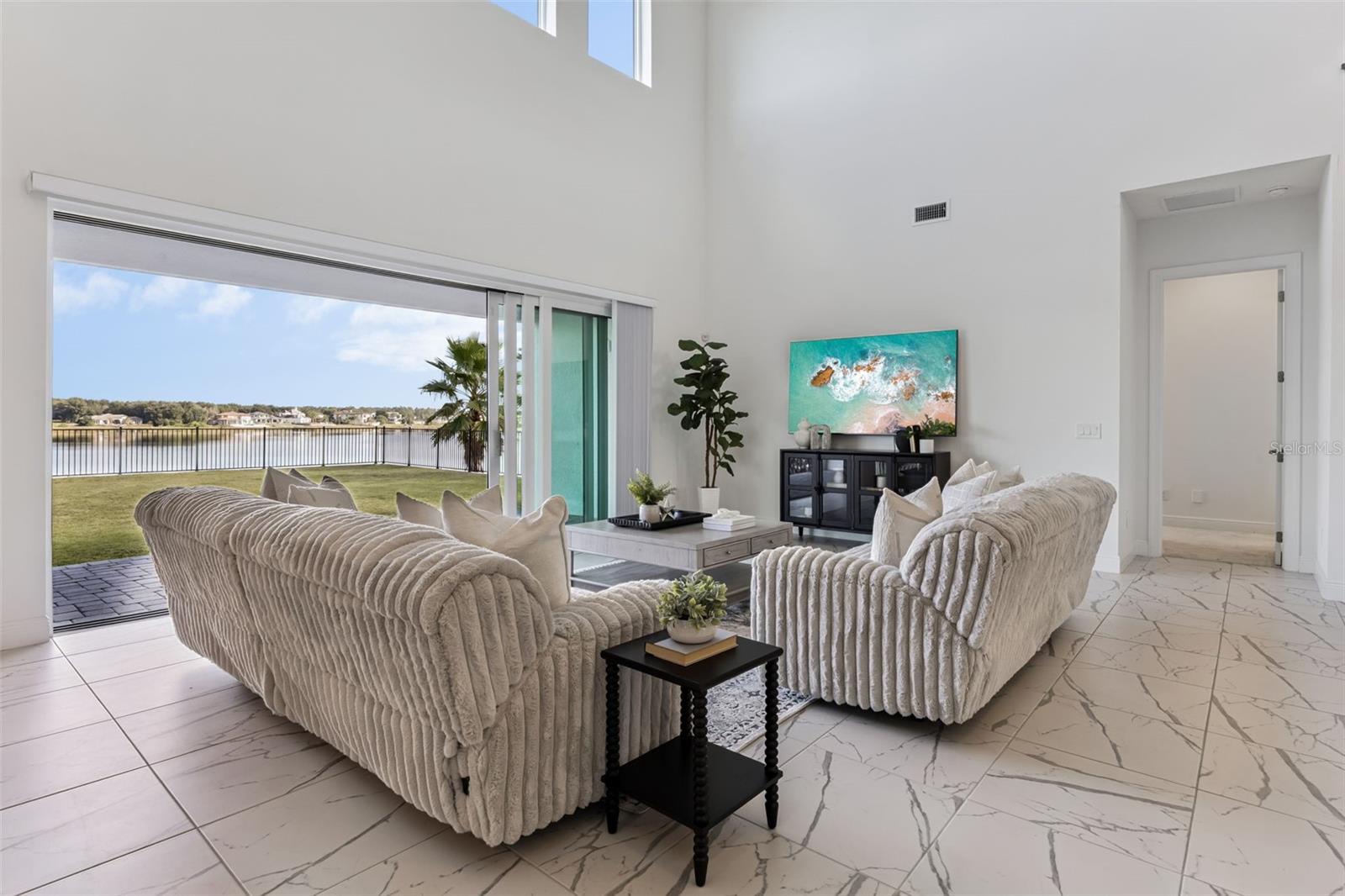 Image 11 of 60 For 16812 Bolsena Drive