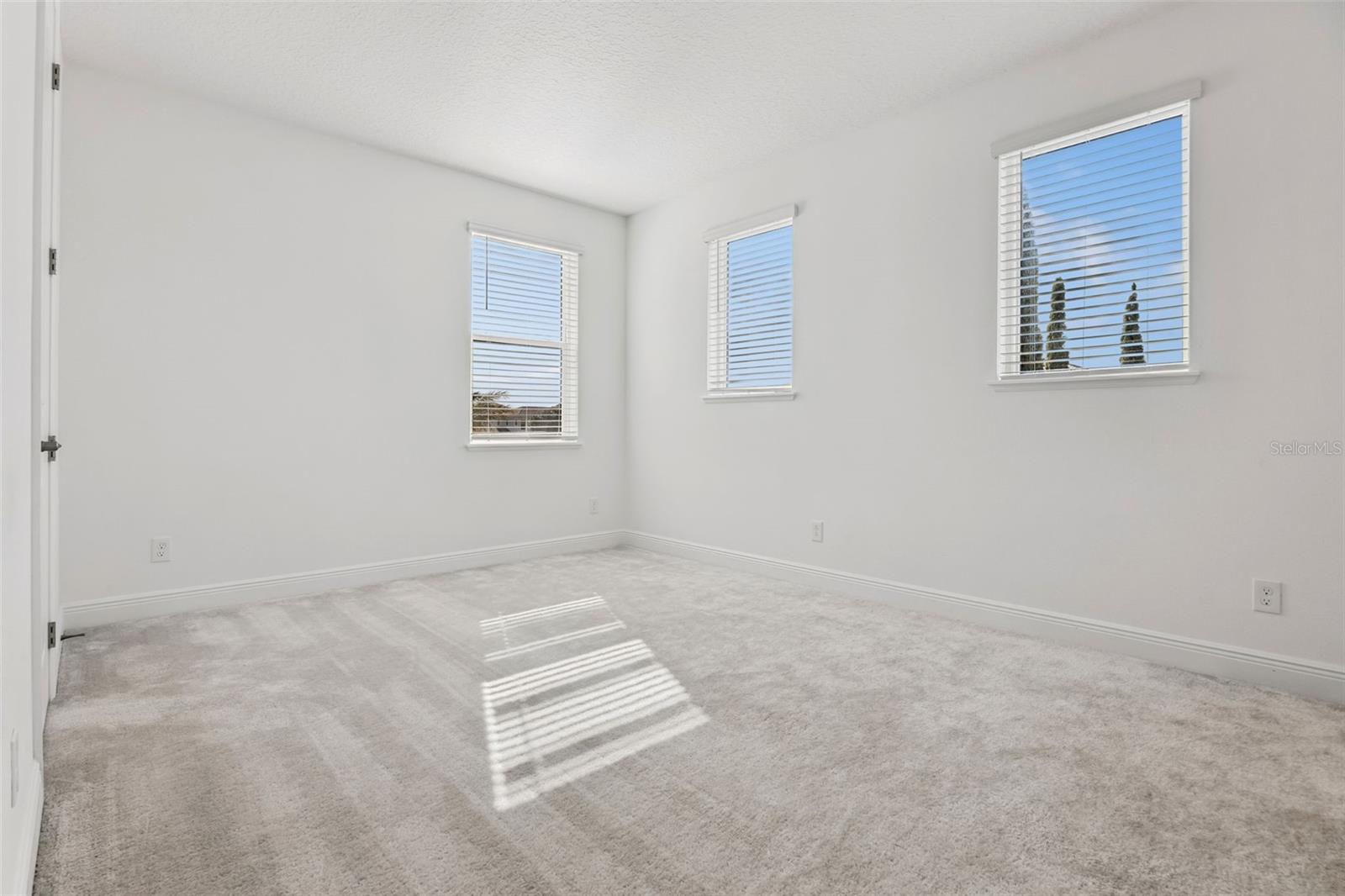 Image 28 of 60 For 16812 Bolsena Drive