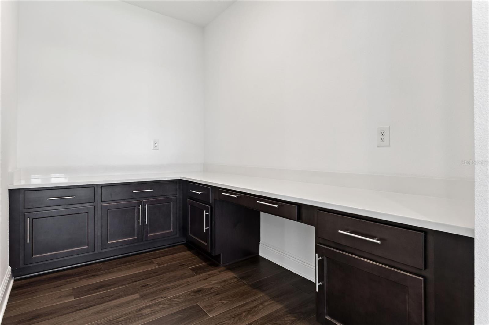 Image 32 of 60 For 16812 Bolsena Drive